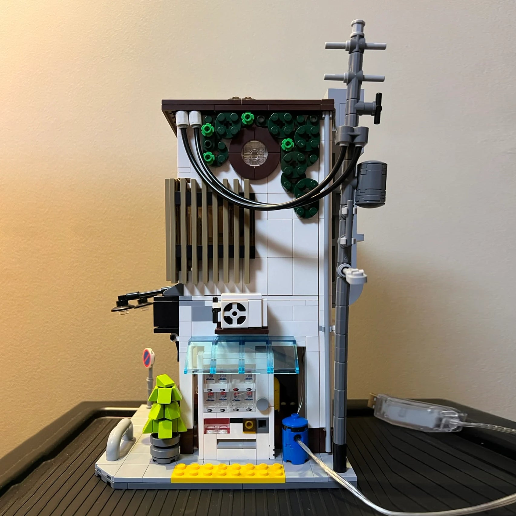 CaDa C66006 Japanese Steamed Bun House Creator Expert