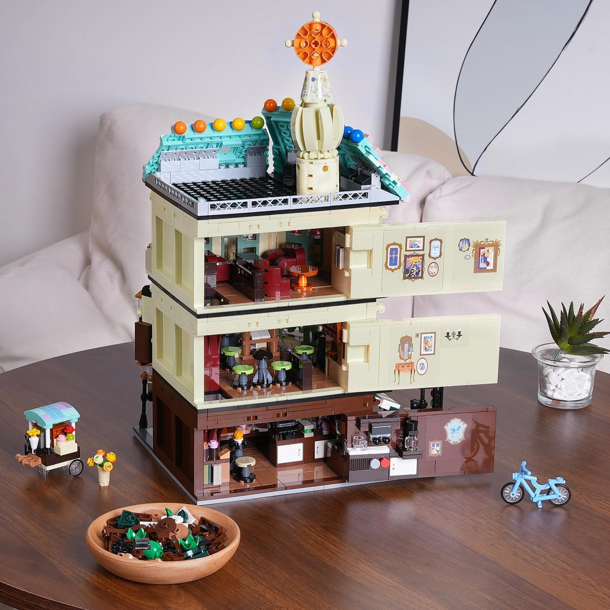 INSOON Flower Cafe House Building Set with Lights 690060