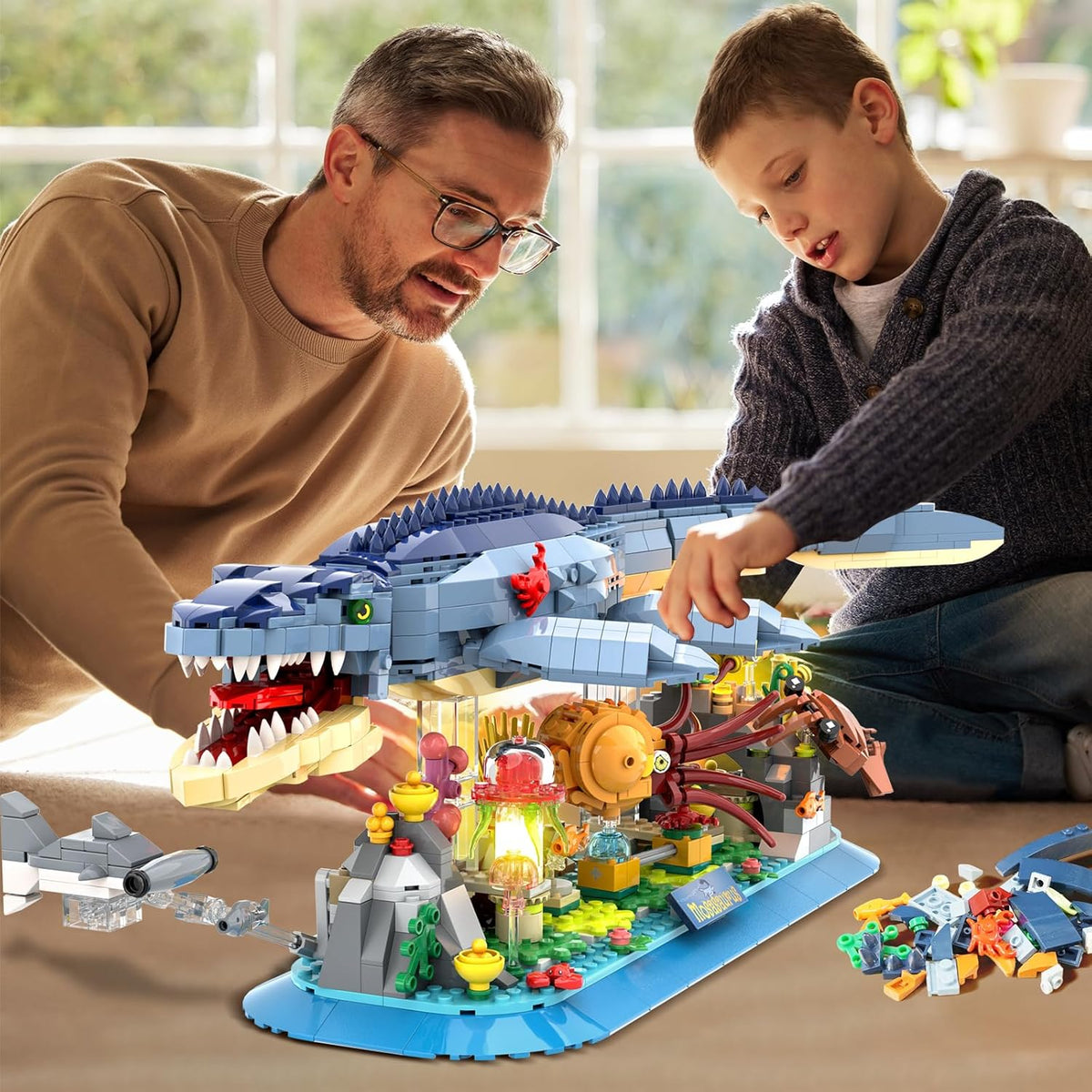 INSOON Mosasaurus Building Set with LED Light HG1023