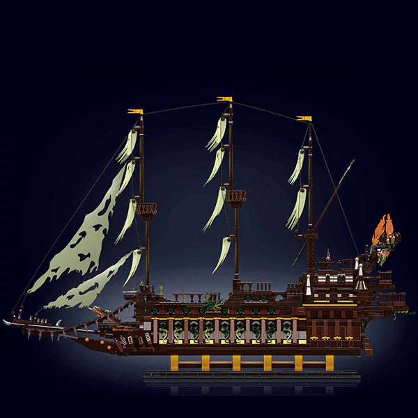 MOULD KING 13197 The Flying Dutchman with 4364 Pieces