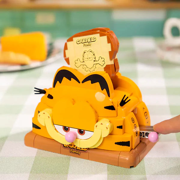 Pantasy Garfield Family Fun Machine Series Movie